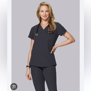 Mandala scrub set in steel